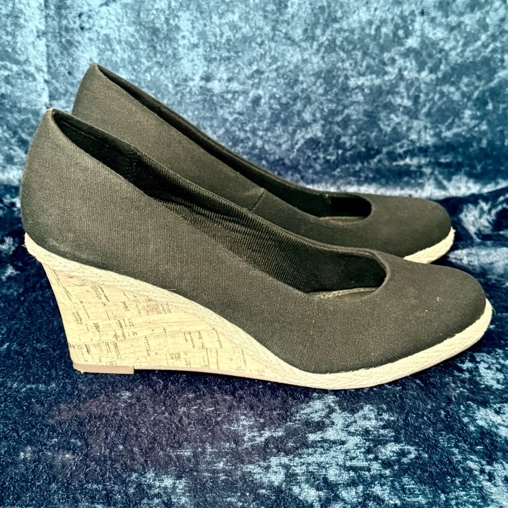 LifeStride Dexflex Black Canvas Cork Wedge‎ Sandals Size 8 Cushion Comfort